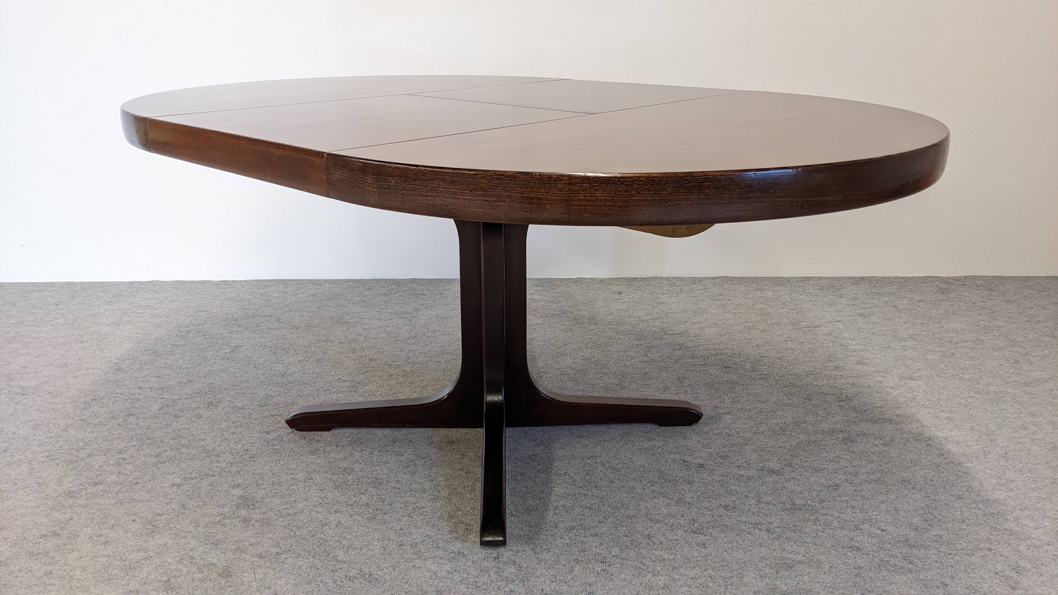 Table ronde de salle à manger extensible Baumann, France vers 1970