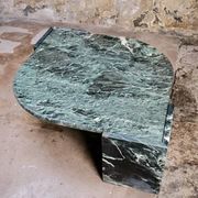 Emerald green marble "eye" coffee table, Roche Bobois, France, 1970s
