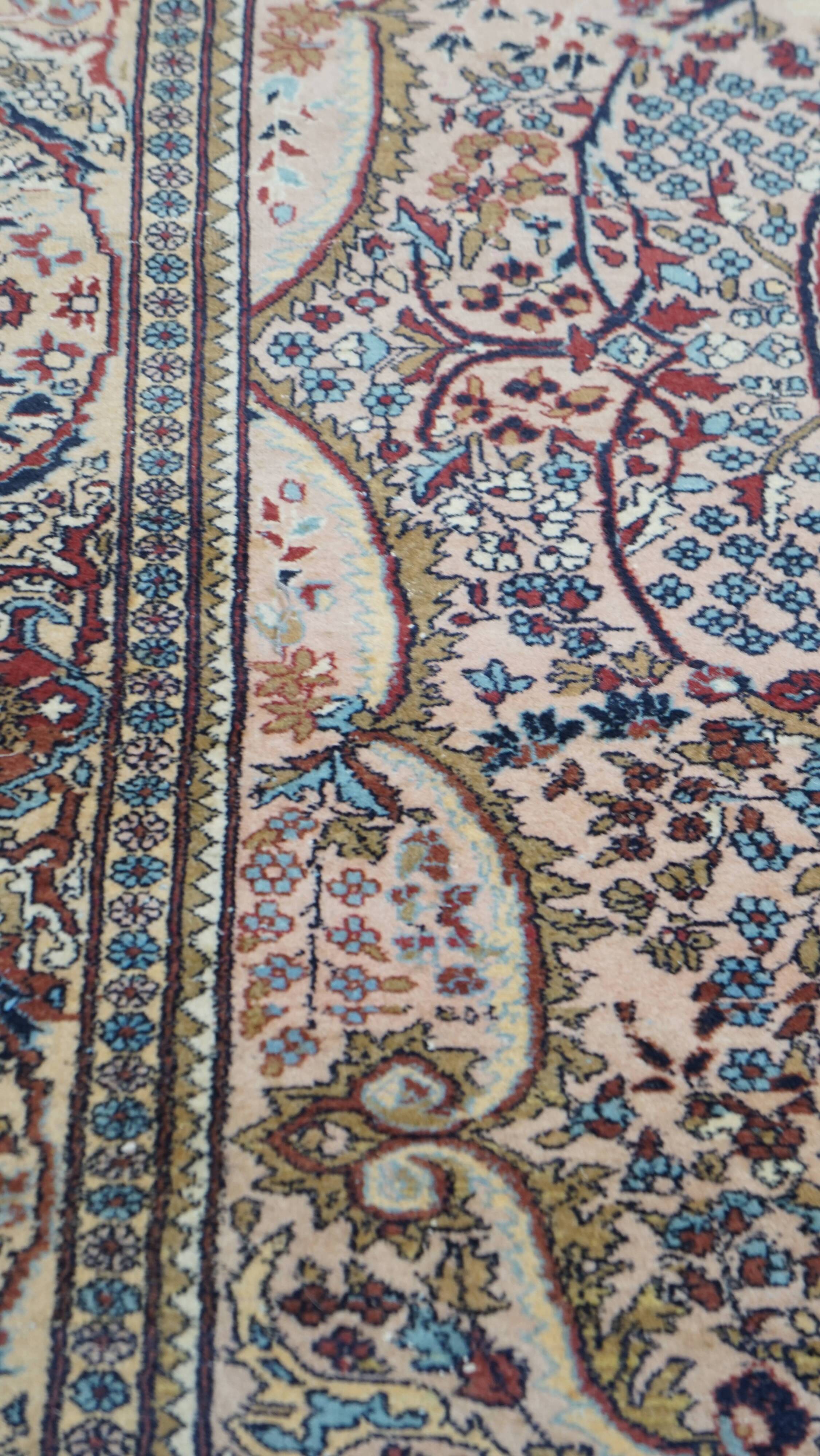 Hand-knotted rug with patterns – 232x139cm