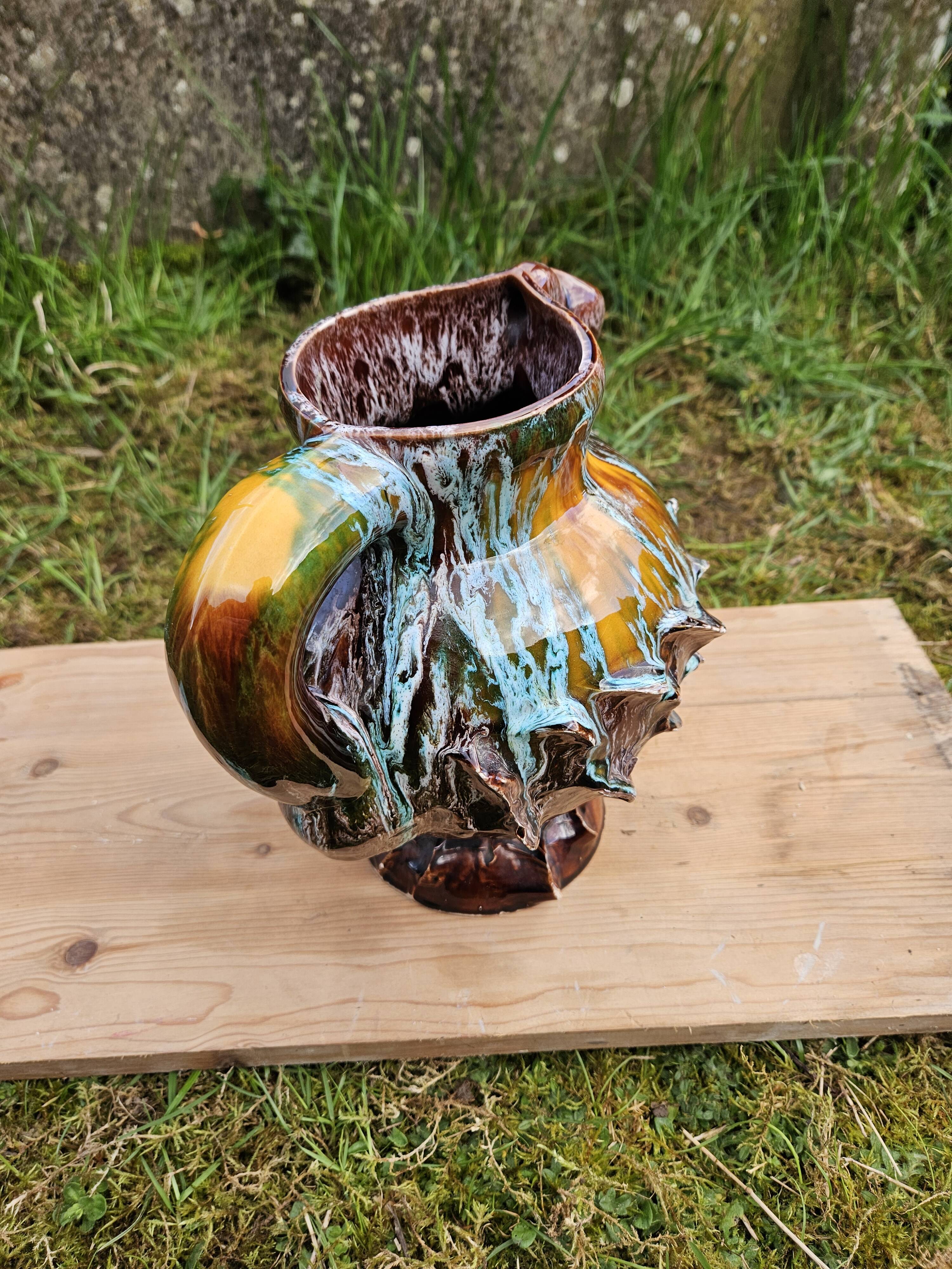 Pitcher 1970 signed Vallauris