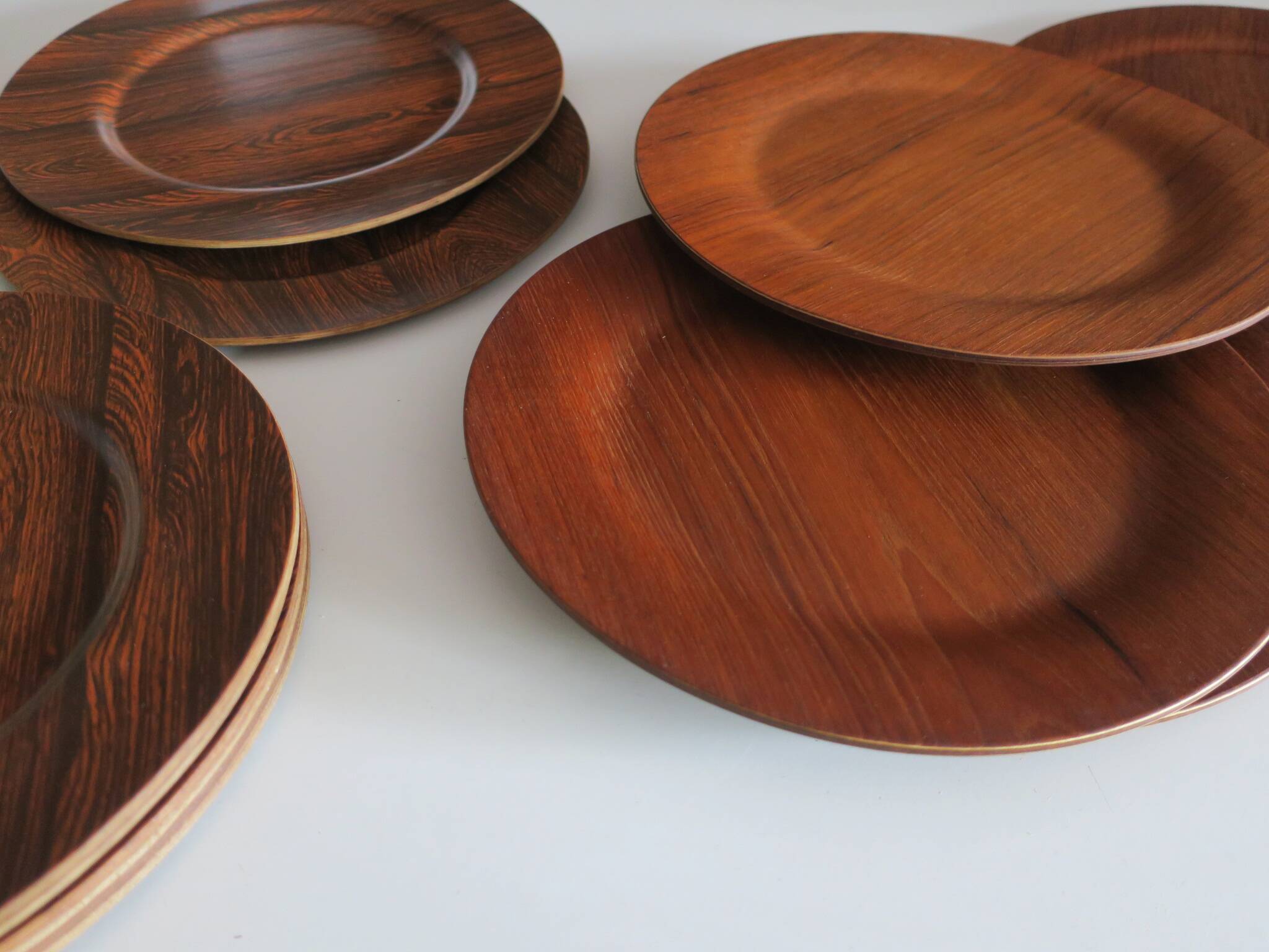 Set of 12 plywood rosewood and teak plates by Morsbak, Denmark 1960s
