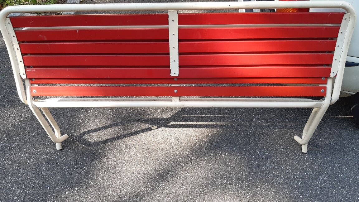 Foldable vintage garden bench