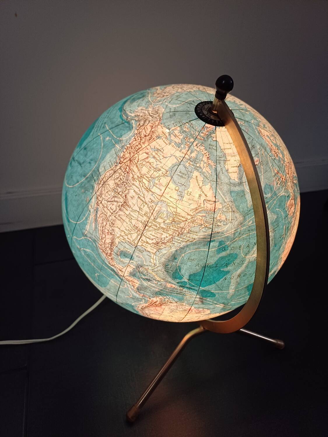 TARIDE 1974 world map globe