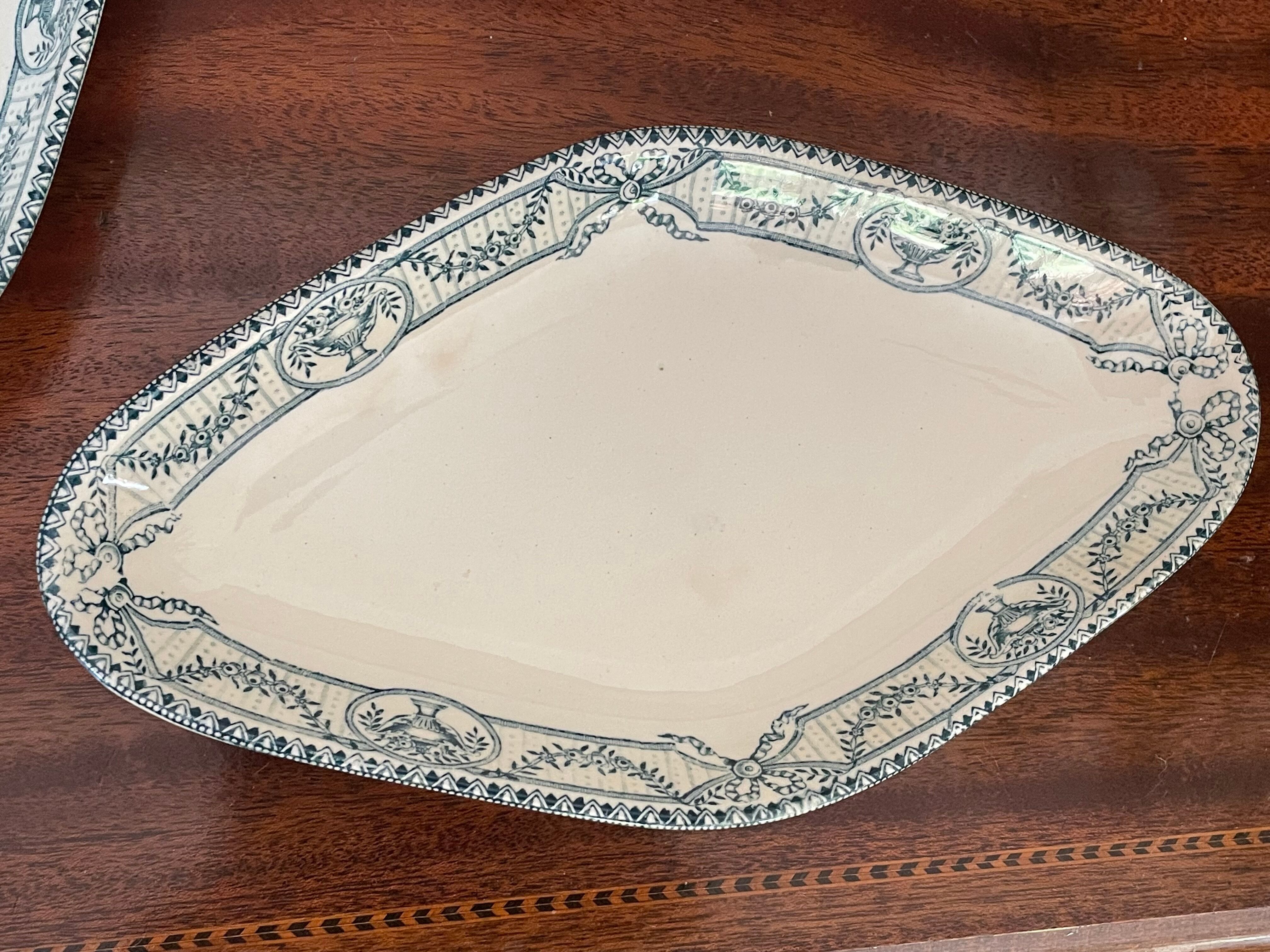 Lot de 3 raviers  terre de fer Salins modèle directoire