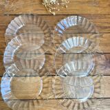 Vintage glass plates Duralex model Marguerite