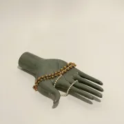 Hand-shaped catchall tray