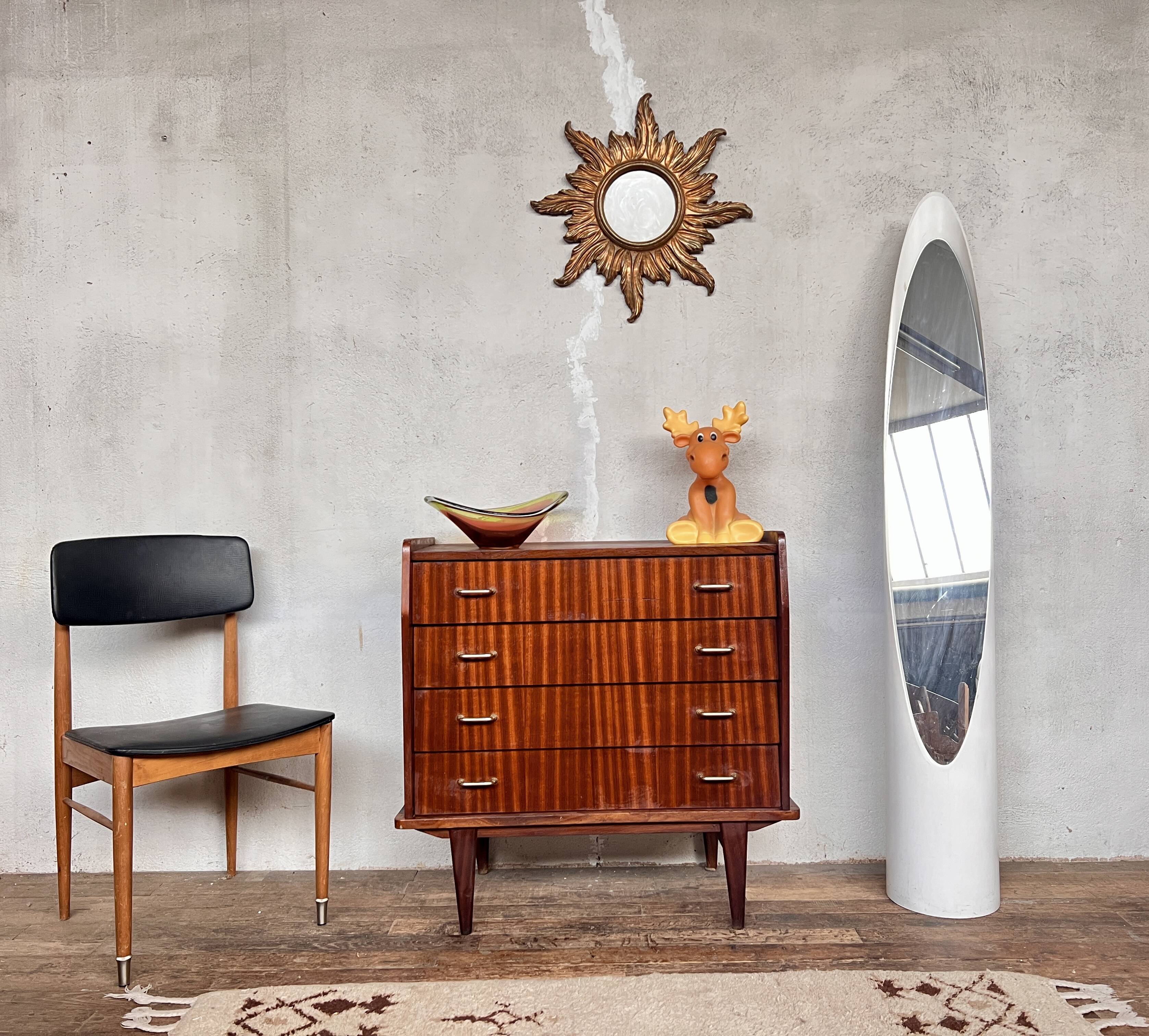 Vintage chest of drawers