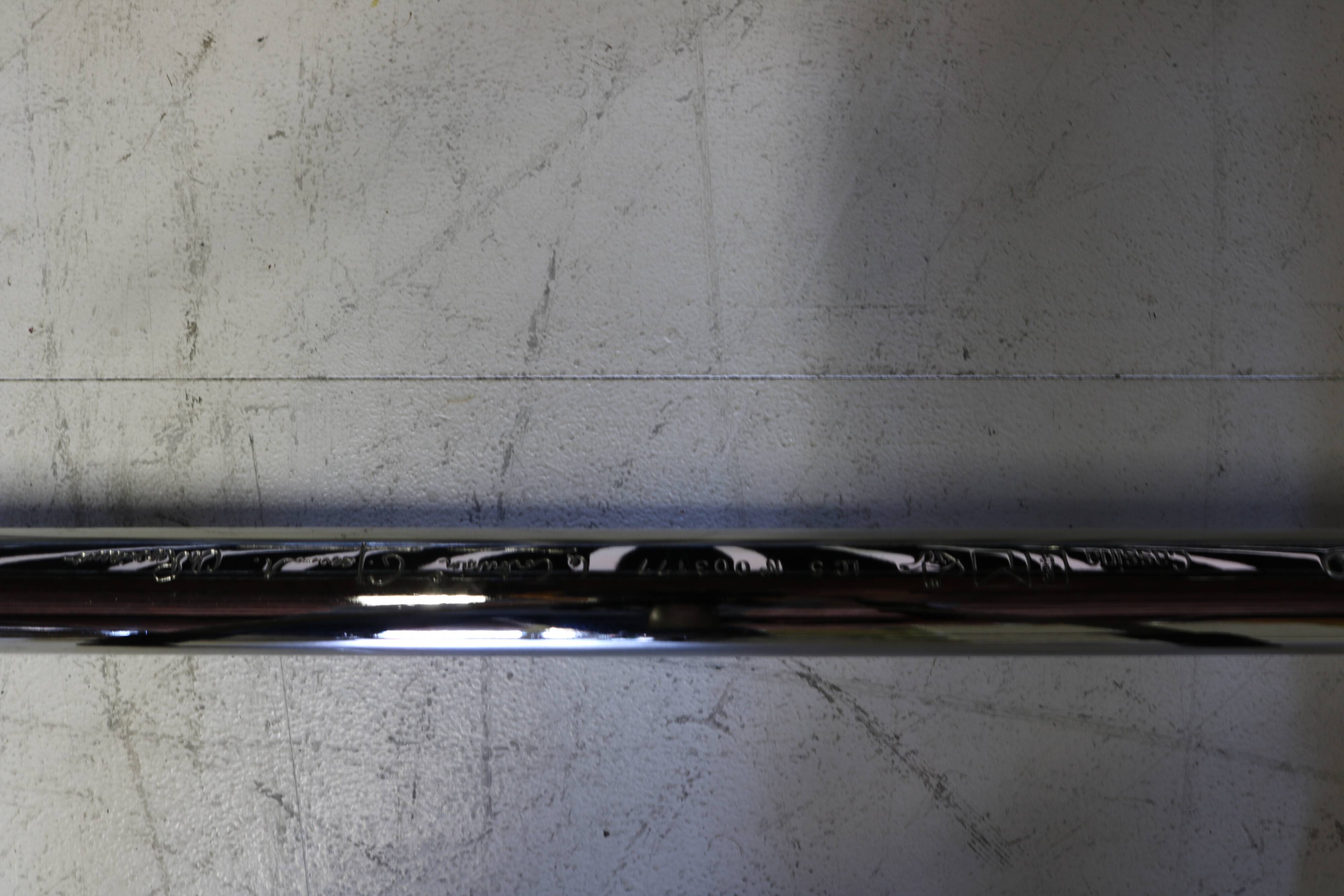 Beautiful designed black leather LC5 three seater sofa by Cassina