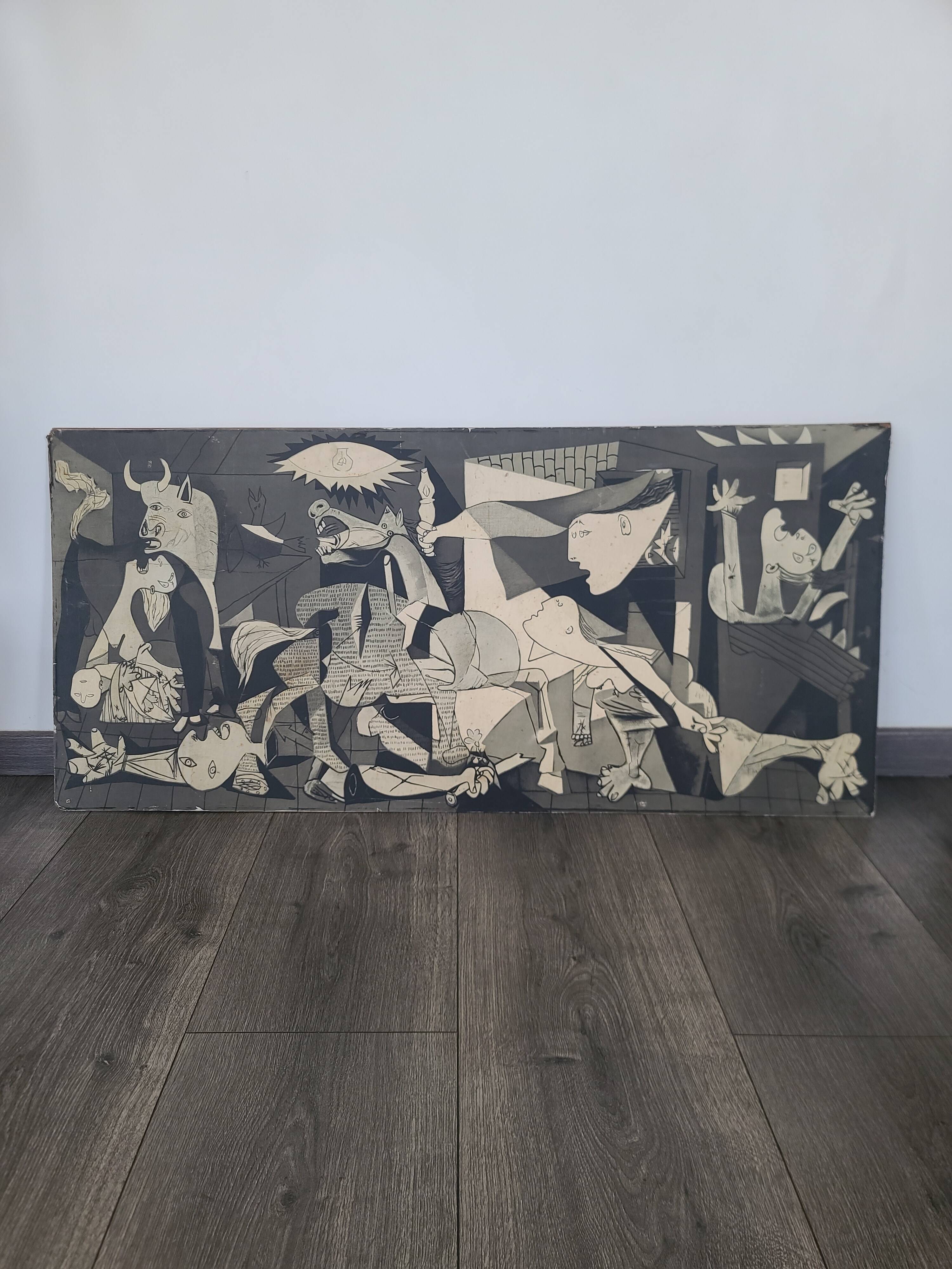 Unique Vertical Reproduction - Picasso's GUERNICA