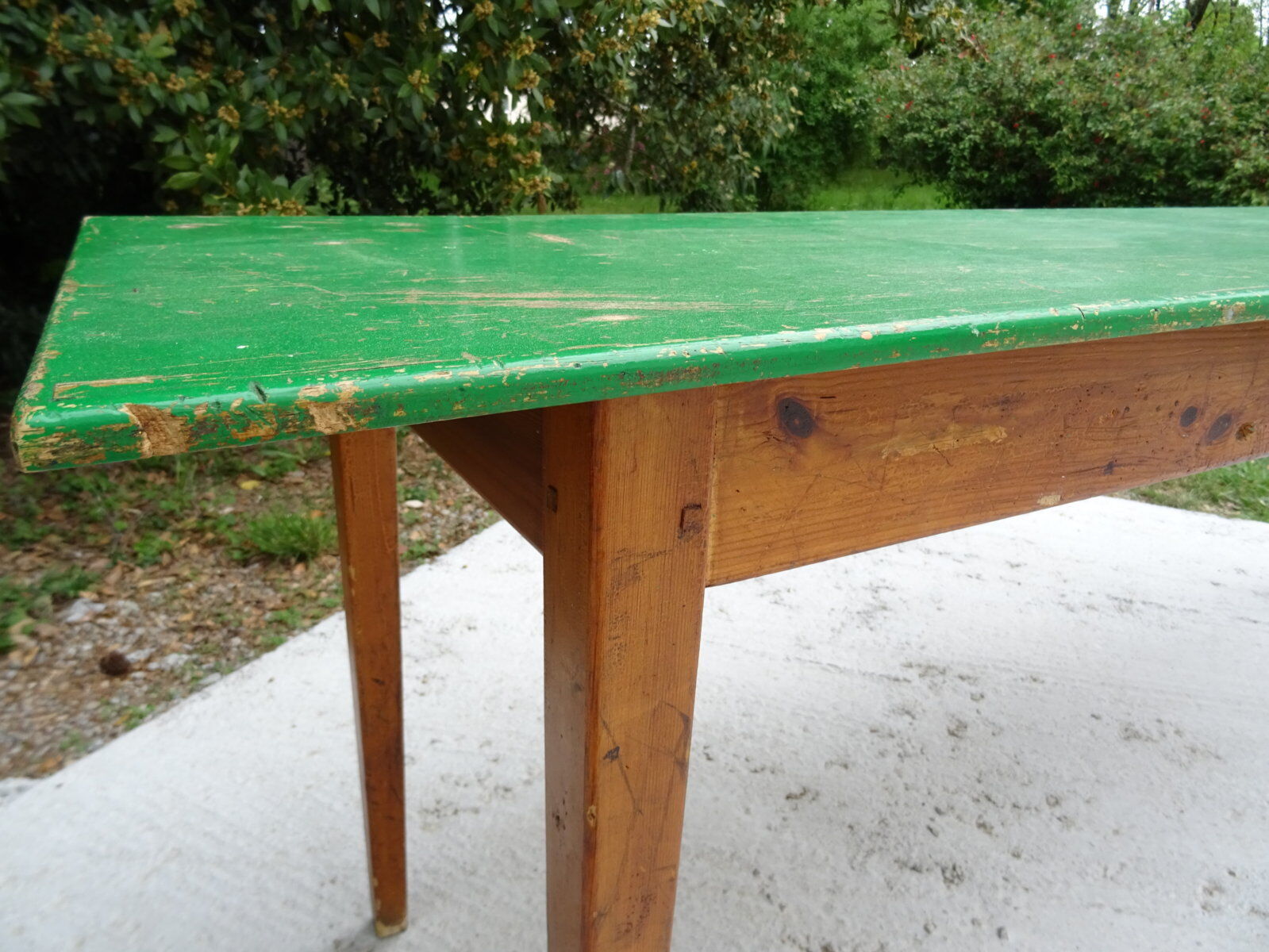 Bistro table 2m20 long