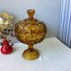 Bonbonnière à compote en verre moulé ambré l.e. moon & stars, piédestal