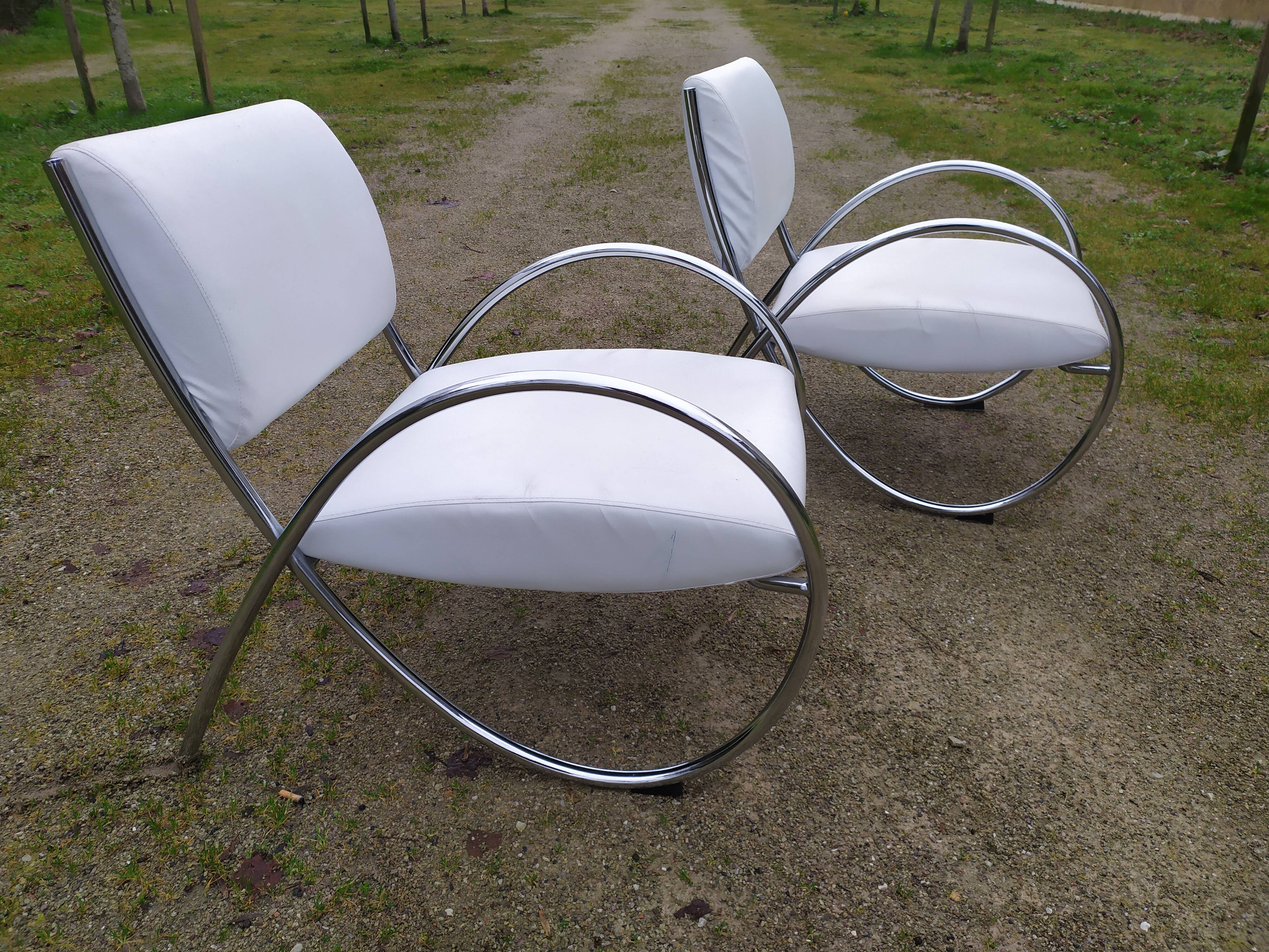 Pair of designer armchairs - 80s