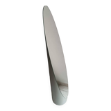 Lipstick standing mirror