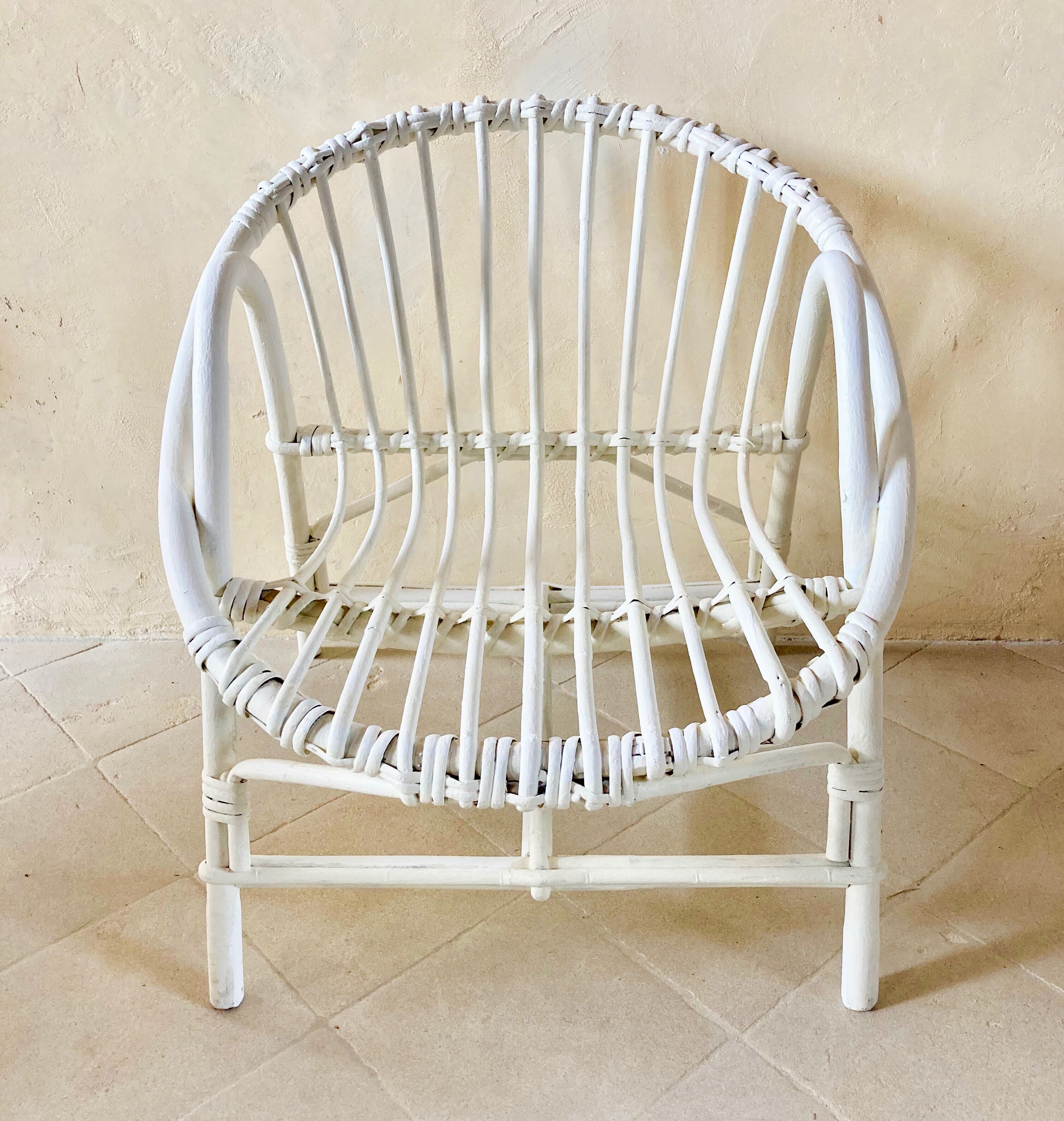 Fauteuil d'enfant en rotin vintage