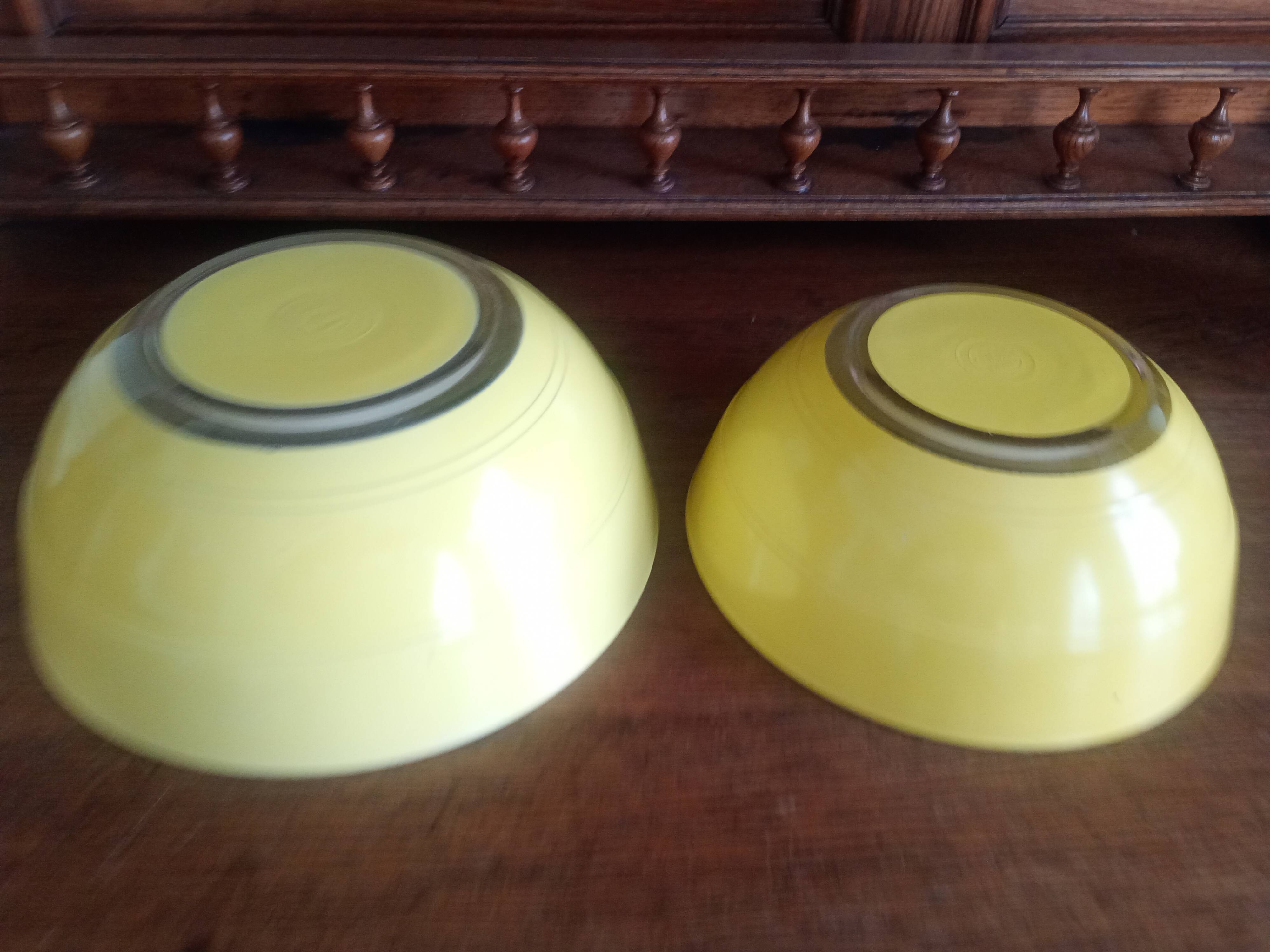 Duralex vintage lemon yellow - 2x glass salad bowls - 23cm & 27cm - france