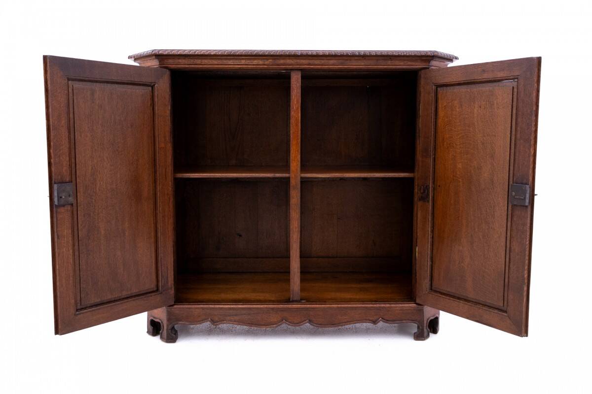 Antique chest of drawers from around 1880, France. After renovation.