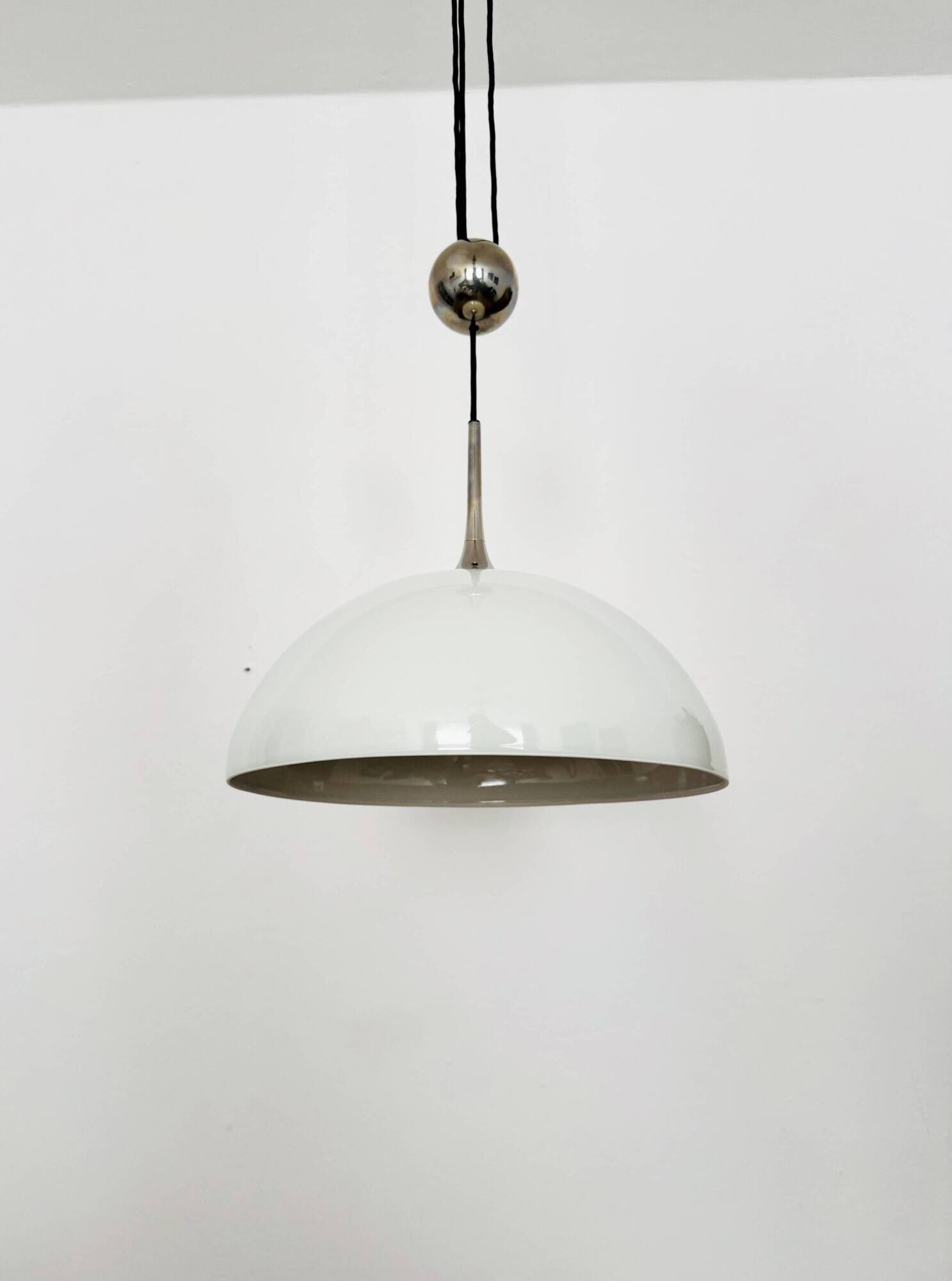 Adjustable Posa Pendant Lamp with Porcelain Shade by Florian Schulz