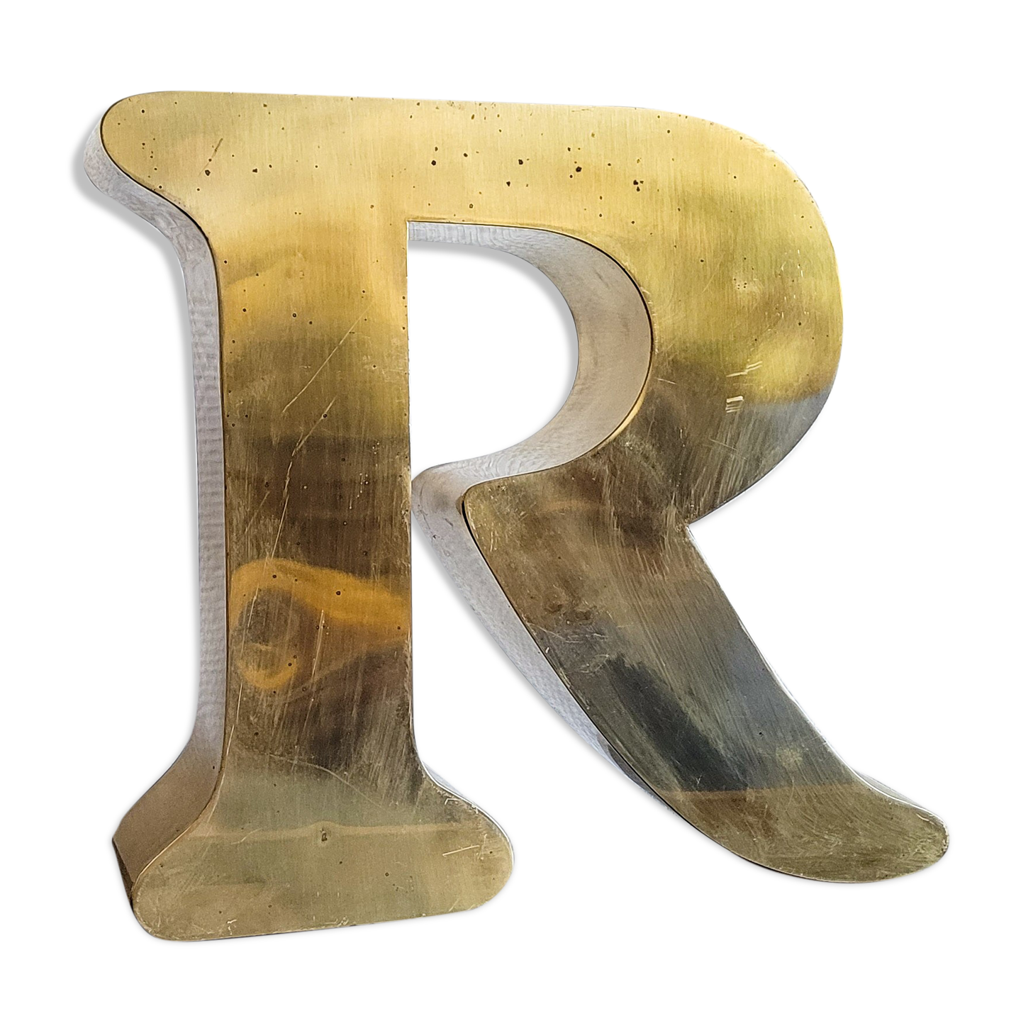 Old sign letter R