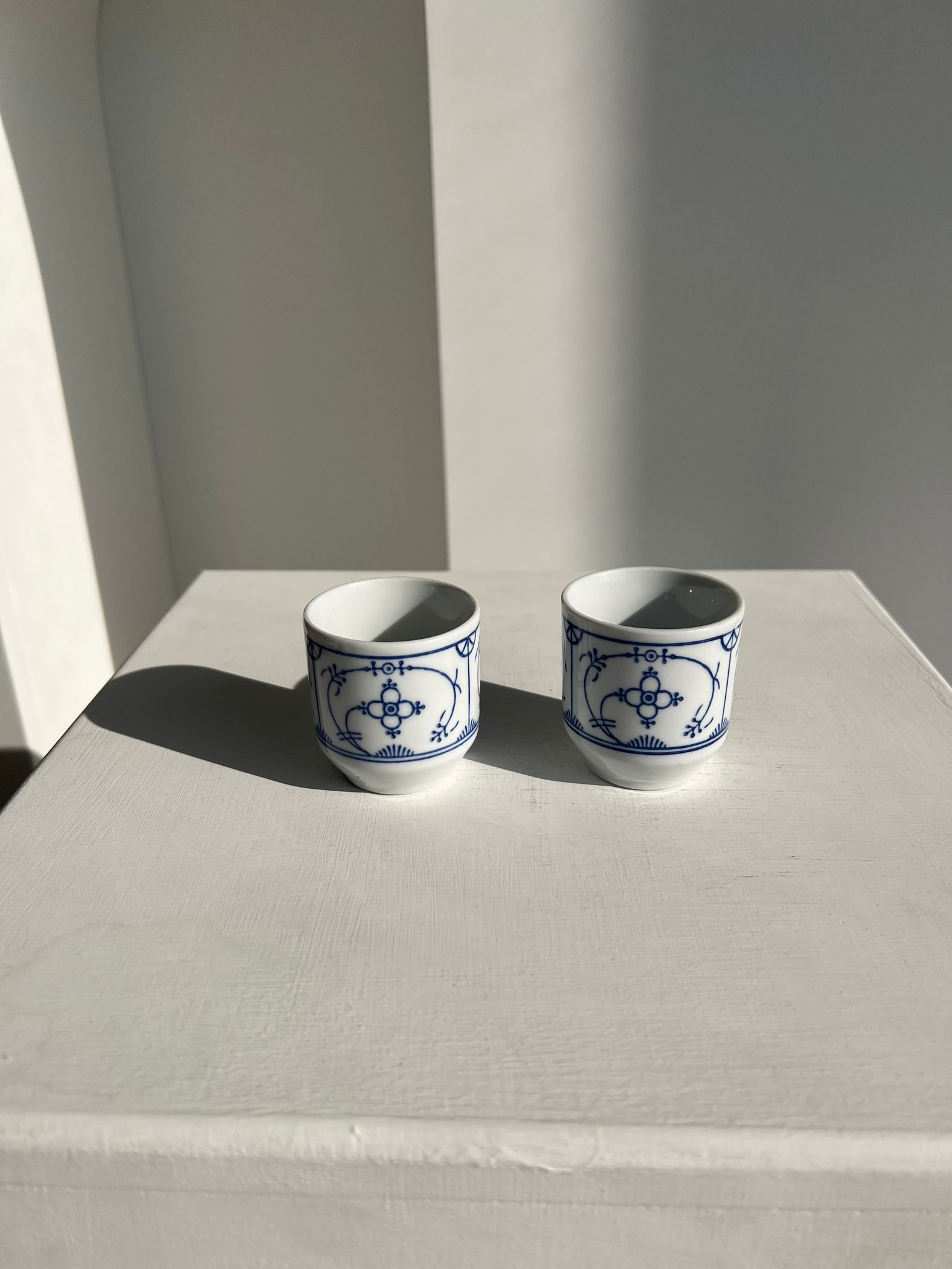 Set of 2 Scandinavian liqueur glasses or cups