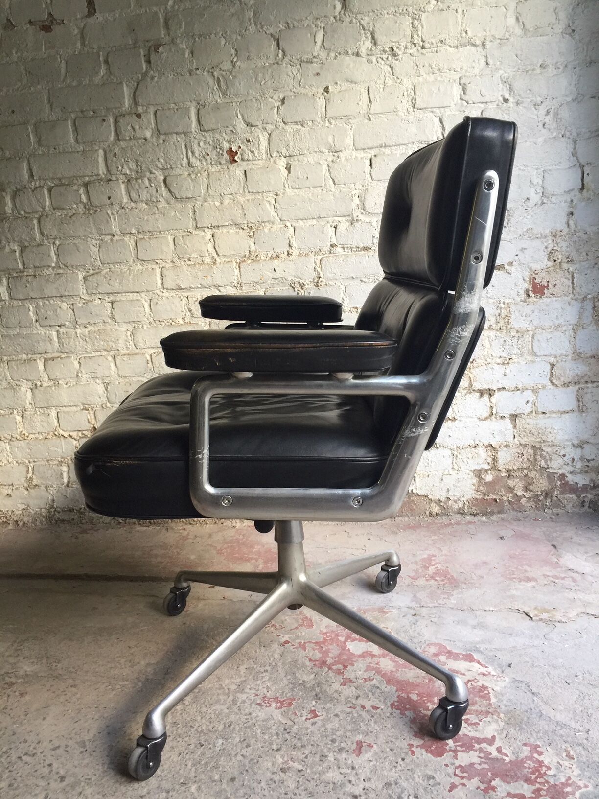 Fauteuil "Time Life Lobby Chair" par Ray & Charles Eames pour Herman Miller, 1960