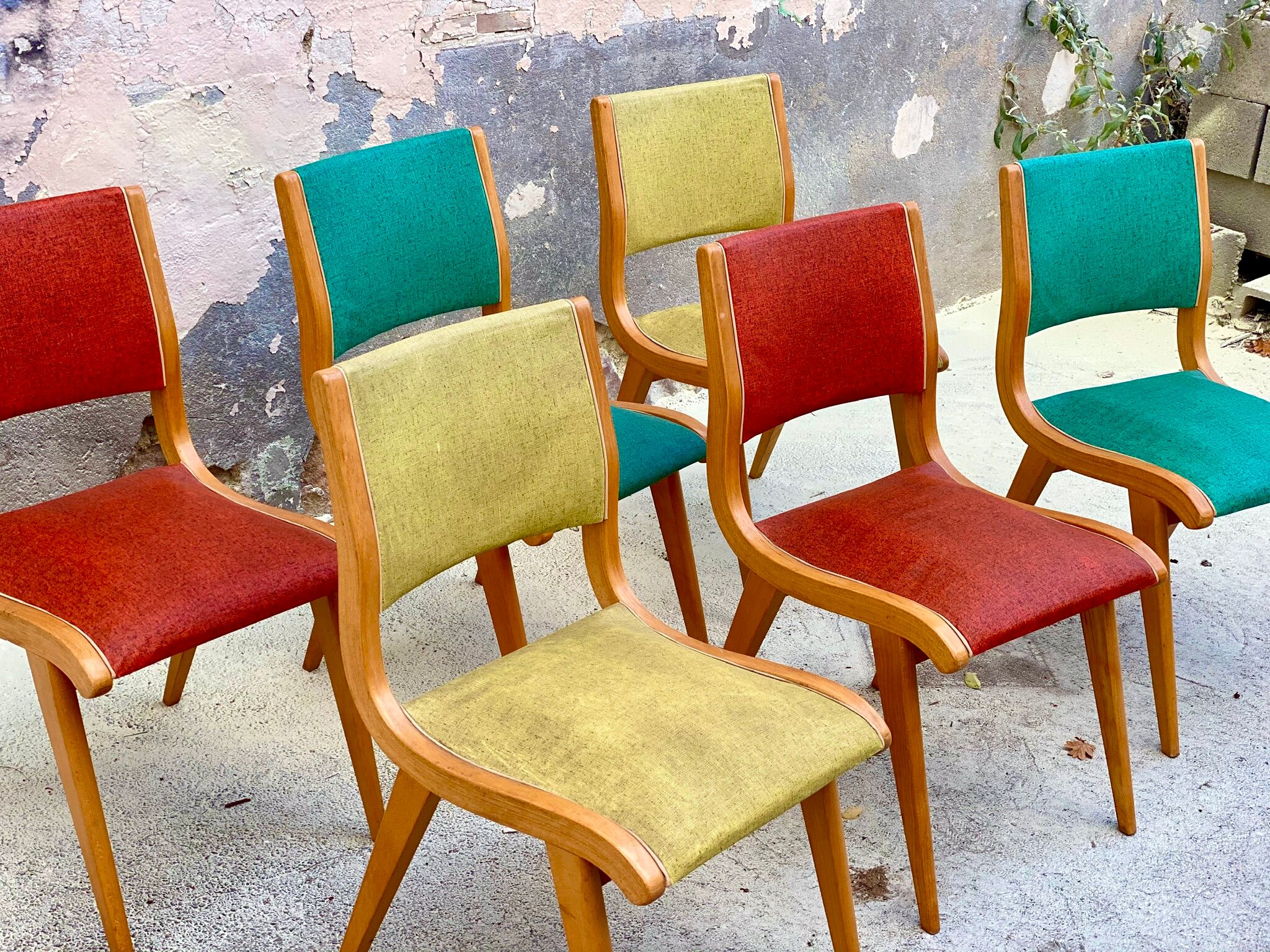 Suite of 6 chairs 70s