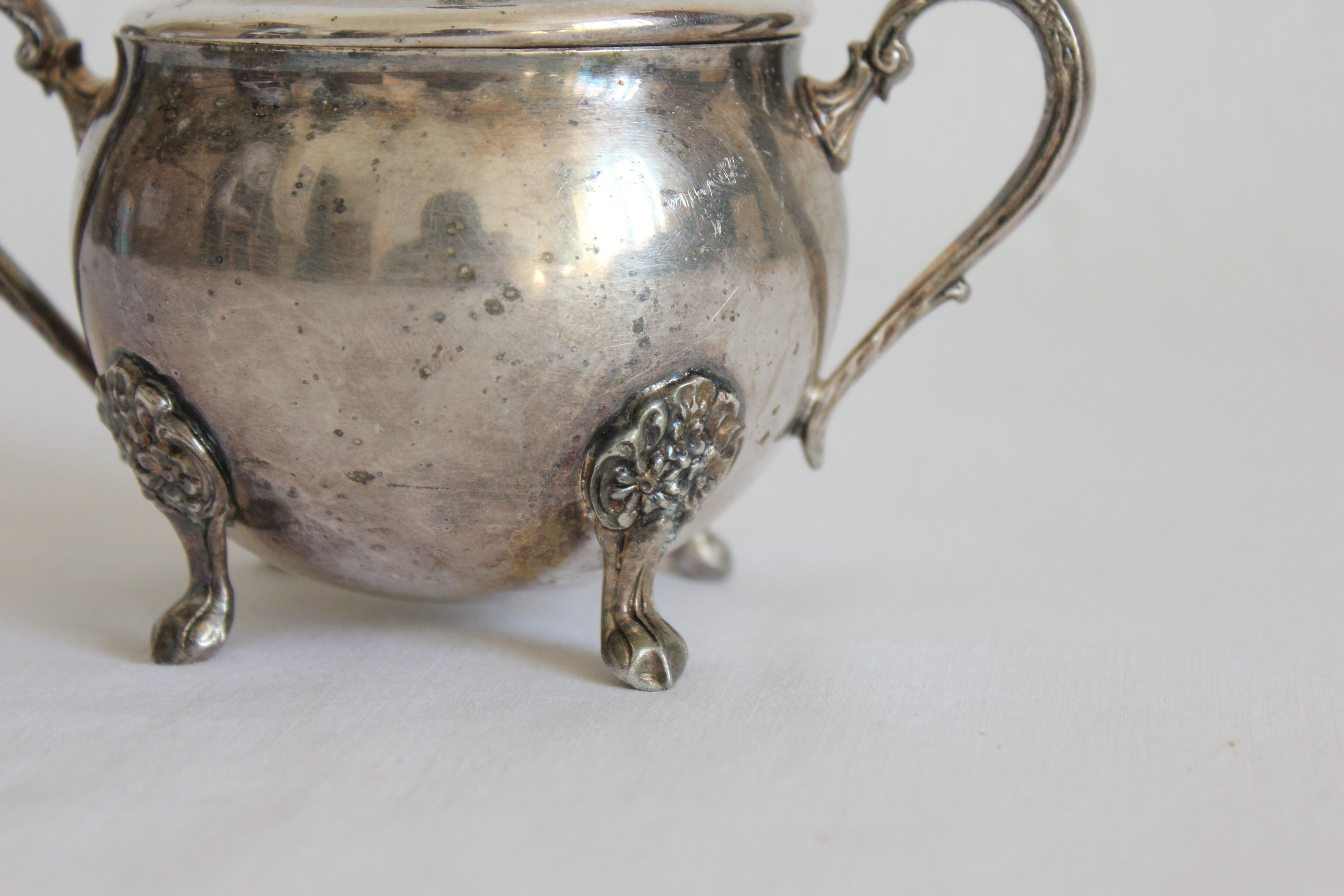Old silver metal sugar bowl Viners