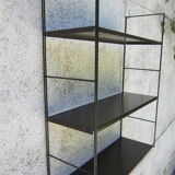 Shelf wall metal string