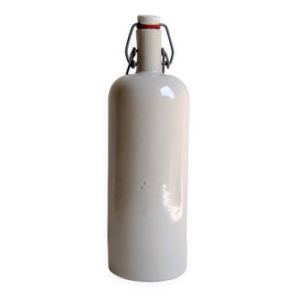 Bouteille en grès