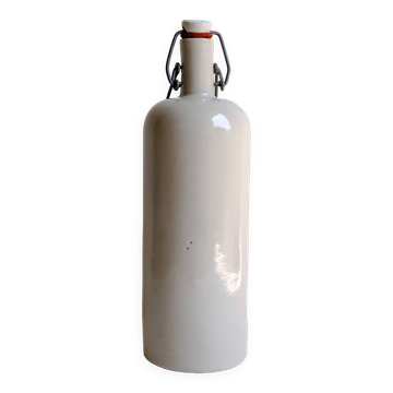 Bouteille en grès