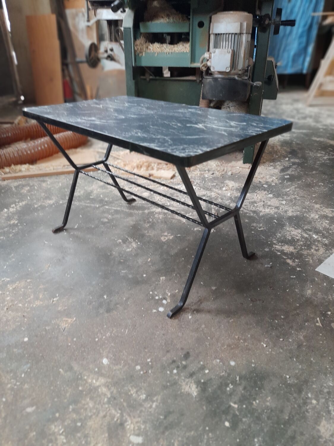 Small vintage coffee table metal legs