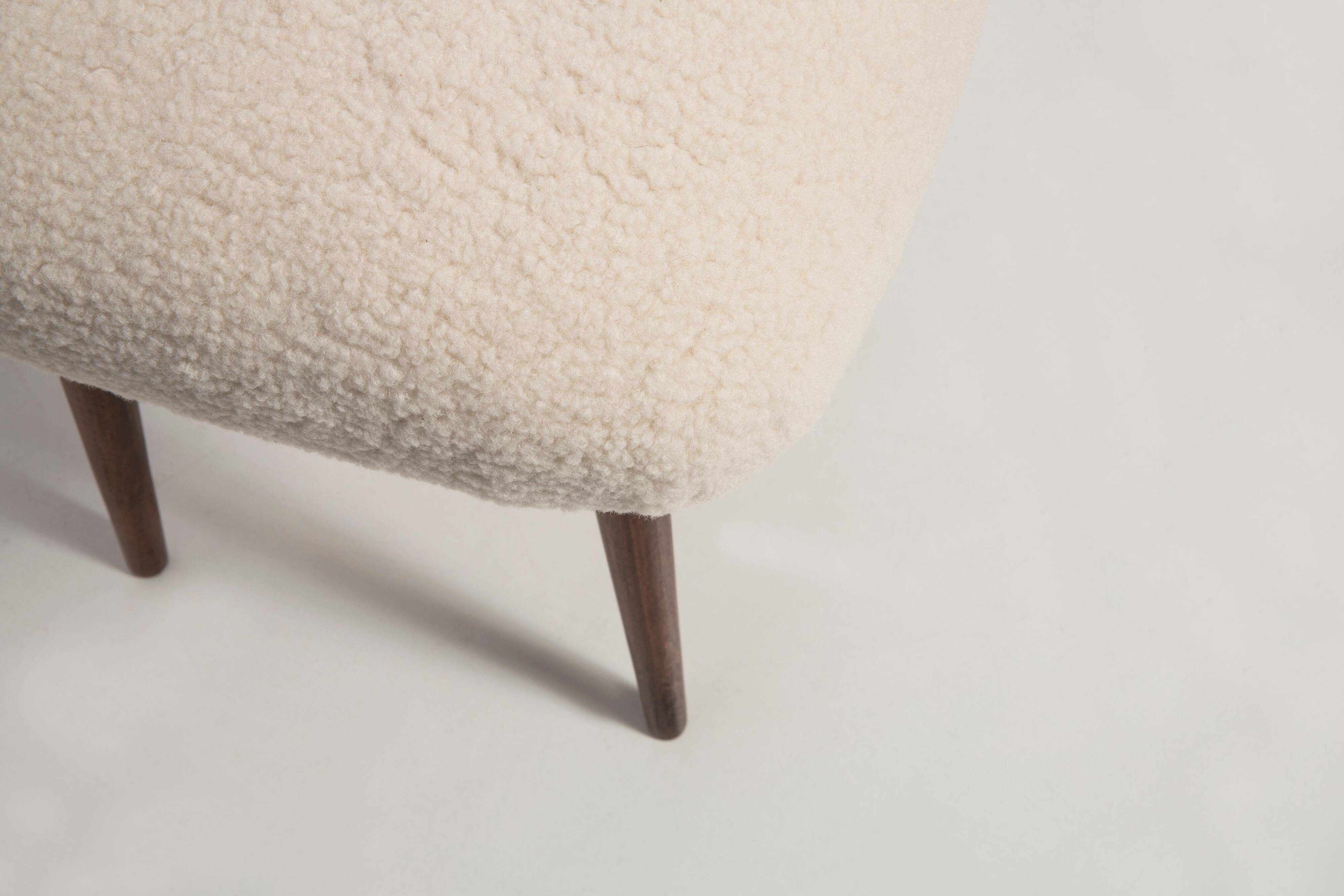 Light Beige Boucle Stool Mid-Century Modern, Europe, 1960s