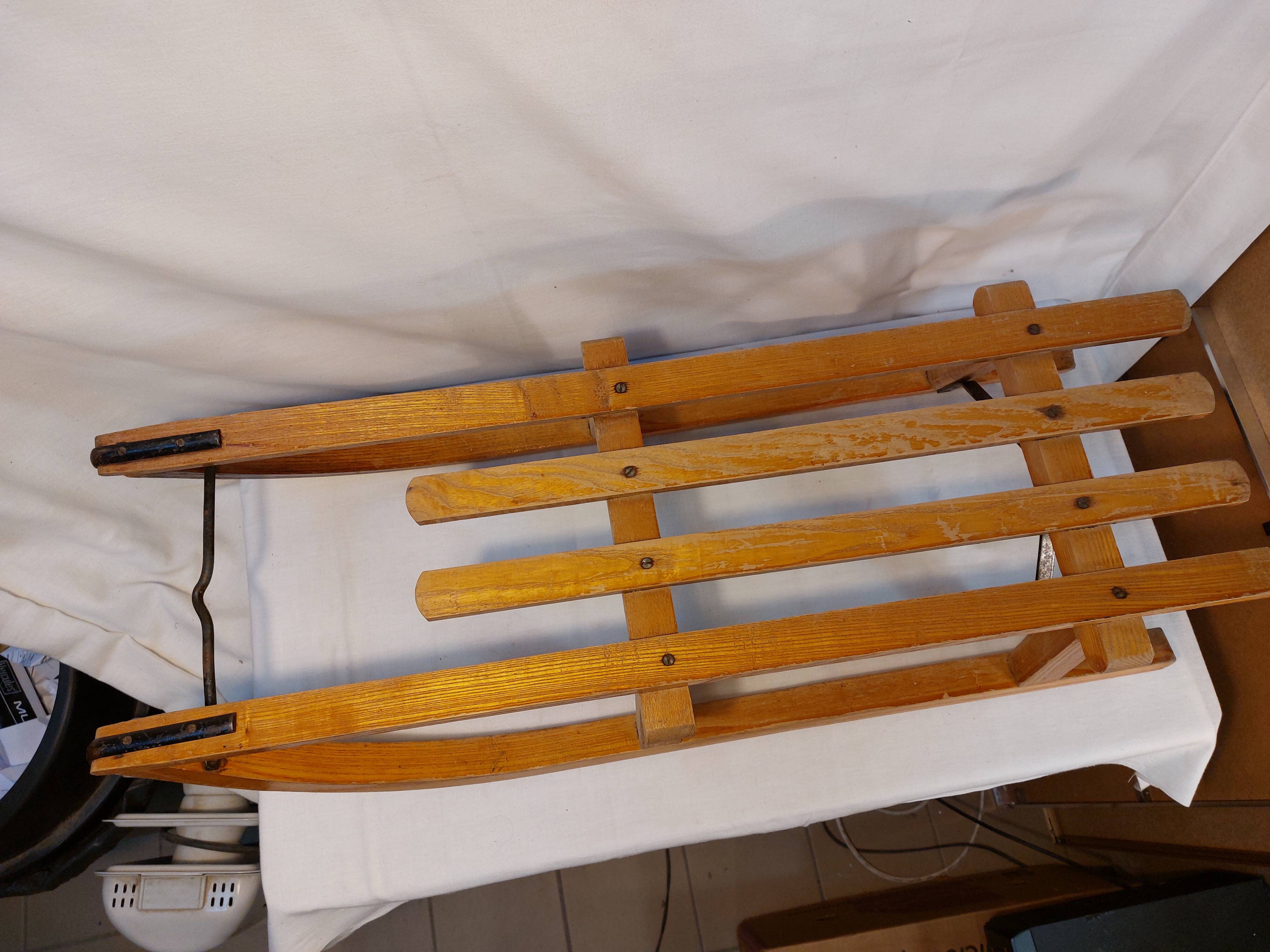 Vintage wooden sled La Hutte - 85 cm - 70s