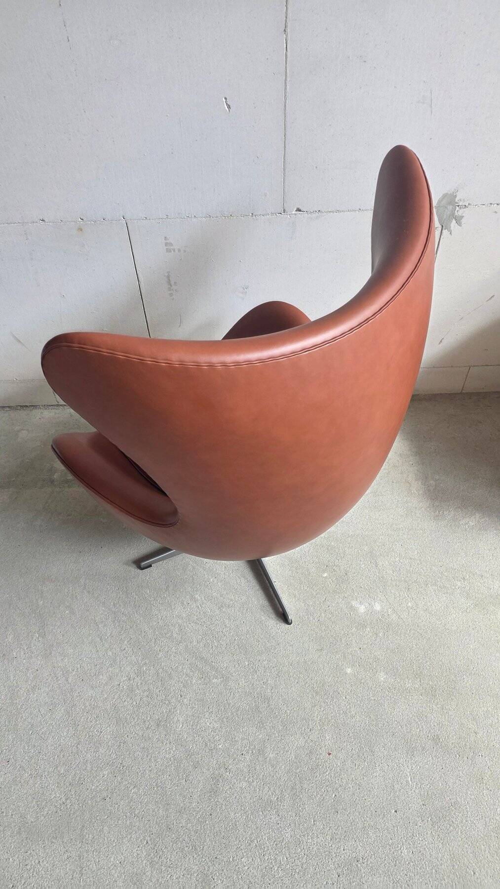 Fauteuil oeuf d'Arne Jacobsen pour Fritz Hansen