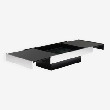 Mirrored extendable coffee table with hidden bar
