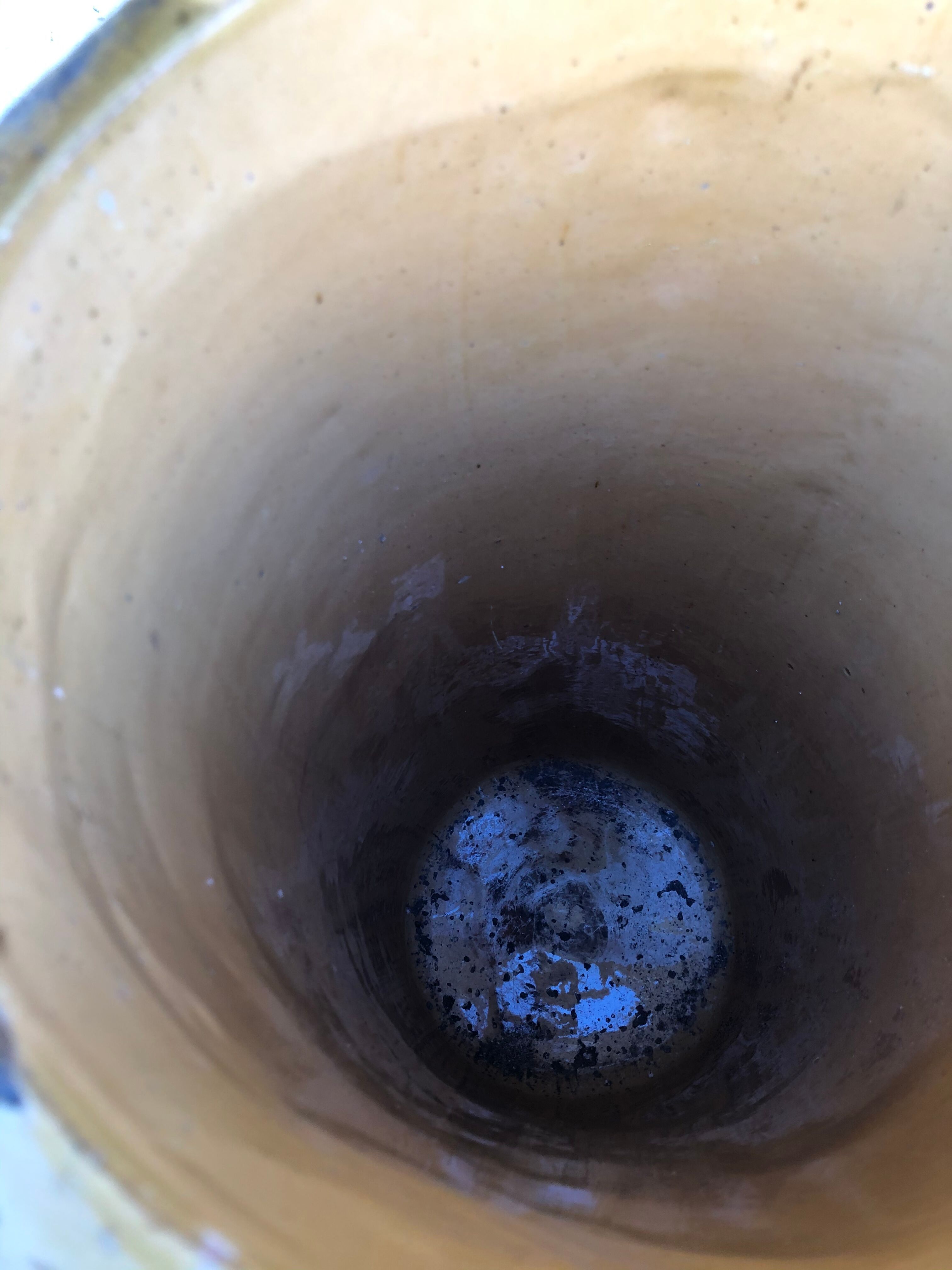 Ceramic umbrella holder