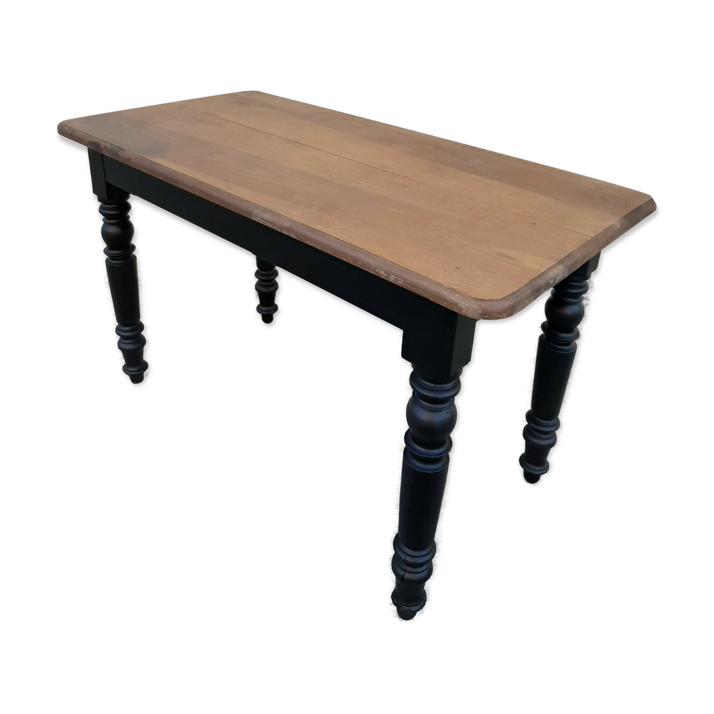 Black pie bistro table