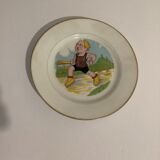 Set of 8 old dessert plates