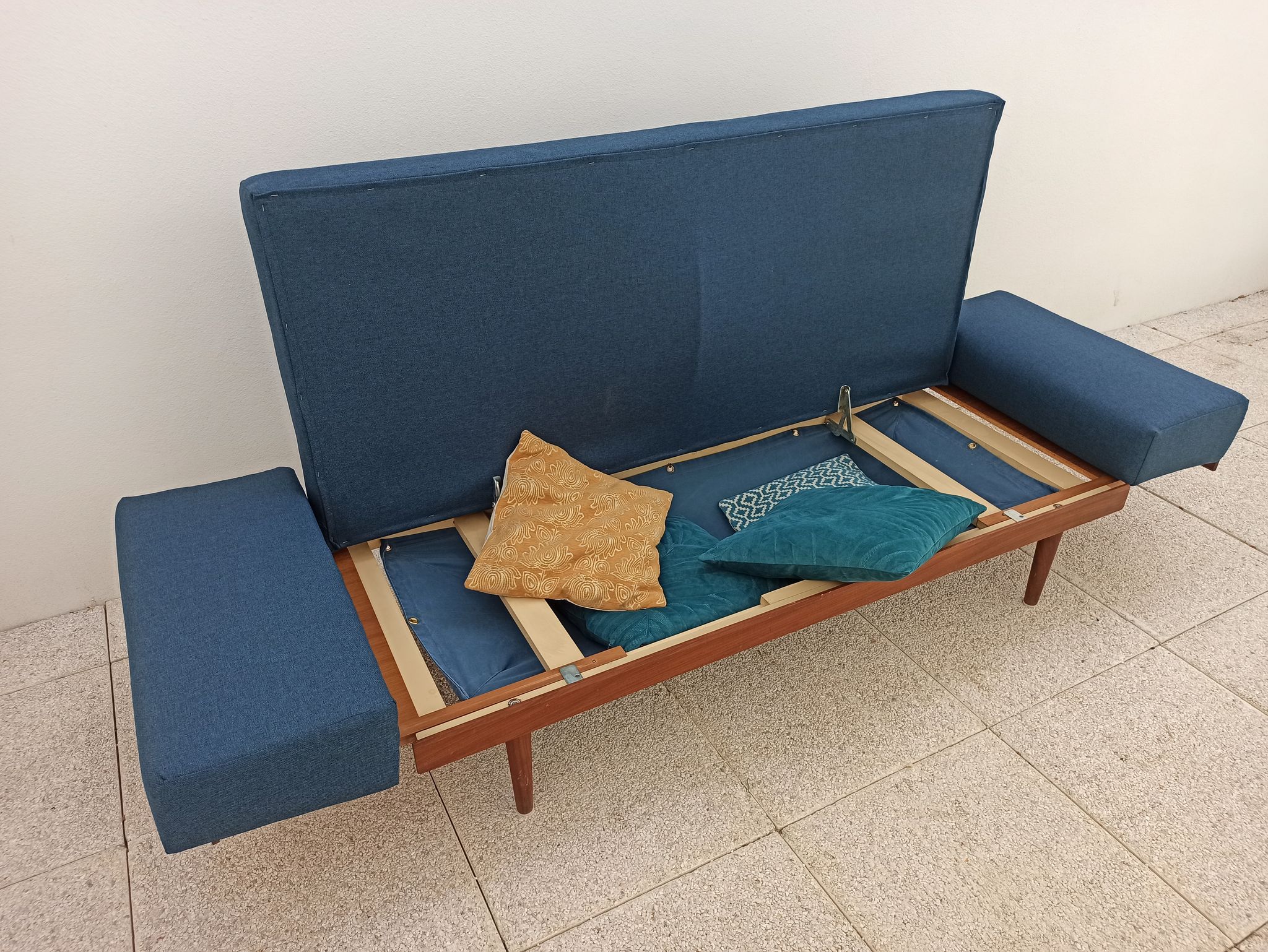 Vintage Norwegian Daybed sofa in teak and petrol blue fabric by Ingmar Relling for