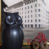 Potter's owl signed in vintage black ceramic