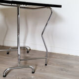 Folding table in formica