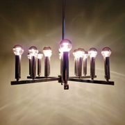 Chrome metal Space Age chandelier, 18 light points, 1970.