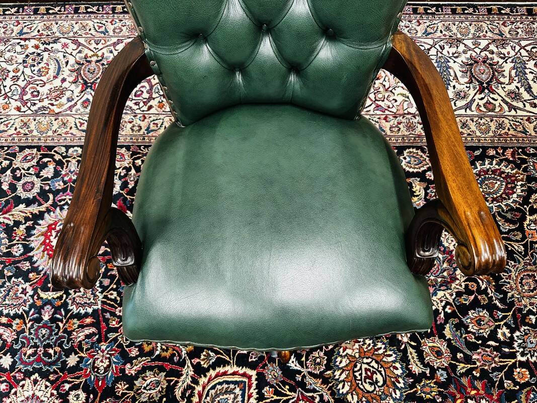 English Chesterfield Office Chair Desk chair green