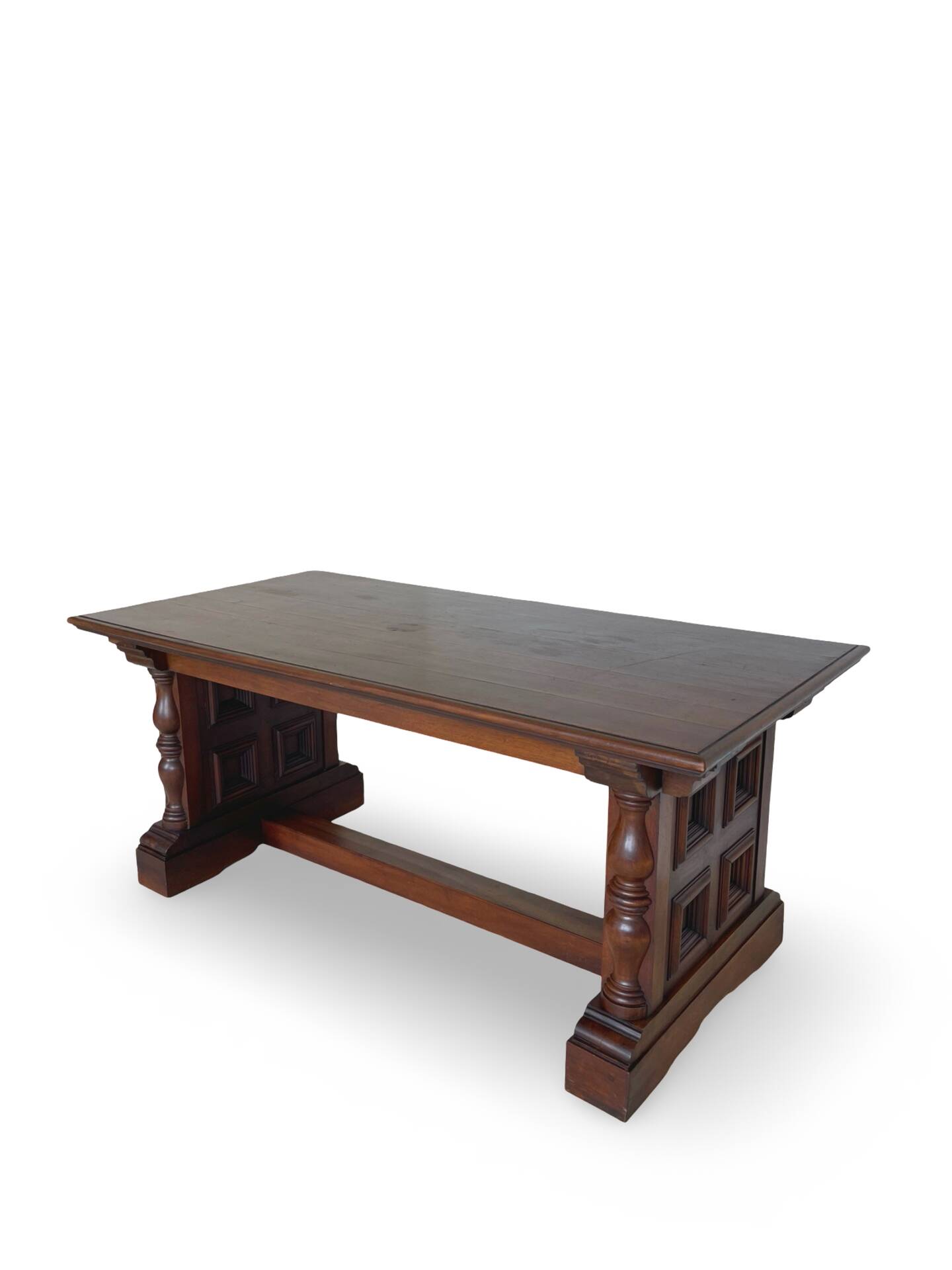 La table à manger extensible de haute qualité de style Renaissance italienne,