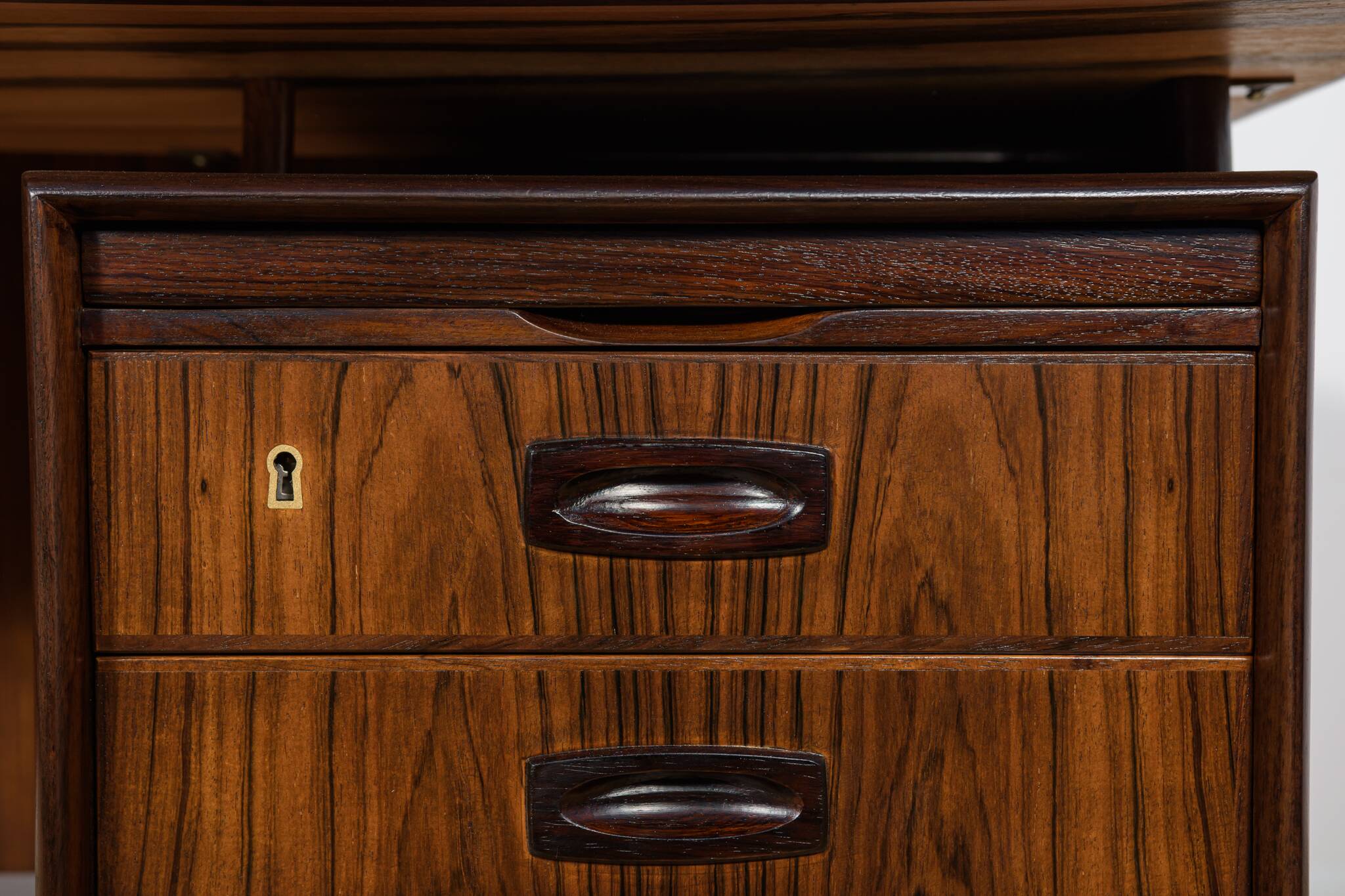 Large Mid-Century Freestanding Rosewood Desk, Denmark, 1960s