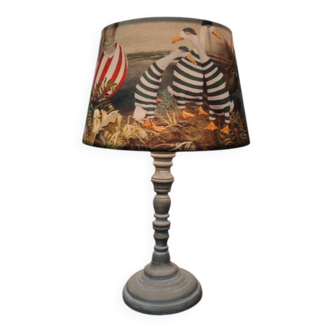 Geese chatter table lamp