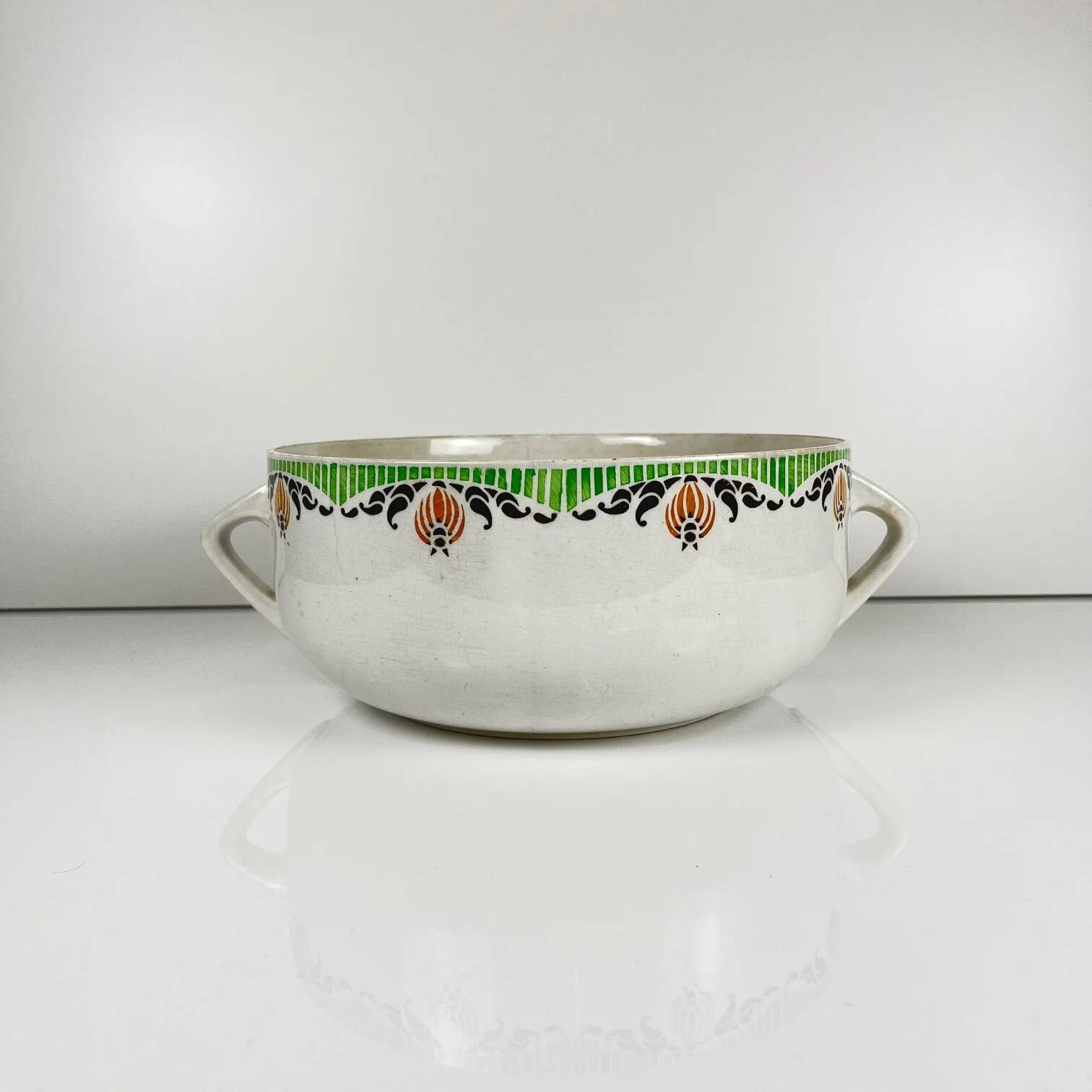 Plat / soupière Sarreguemines "Maroussia", début XXe