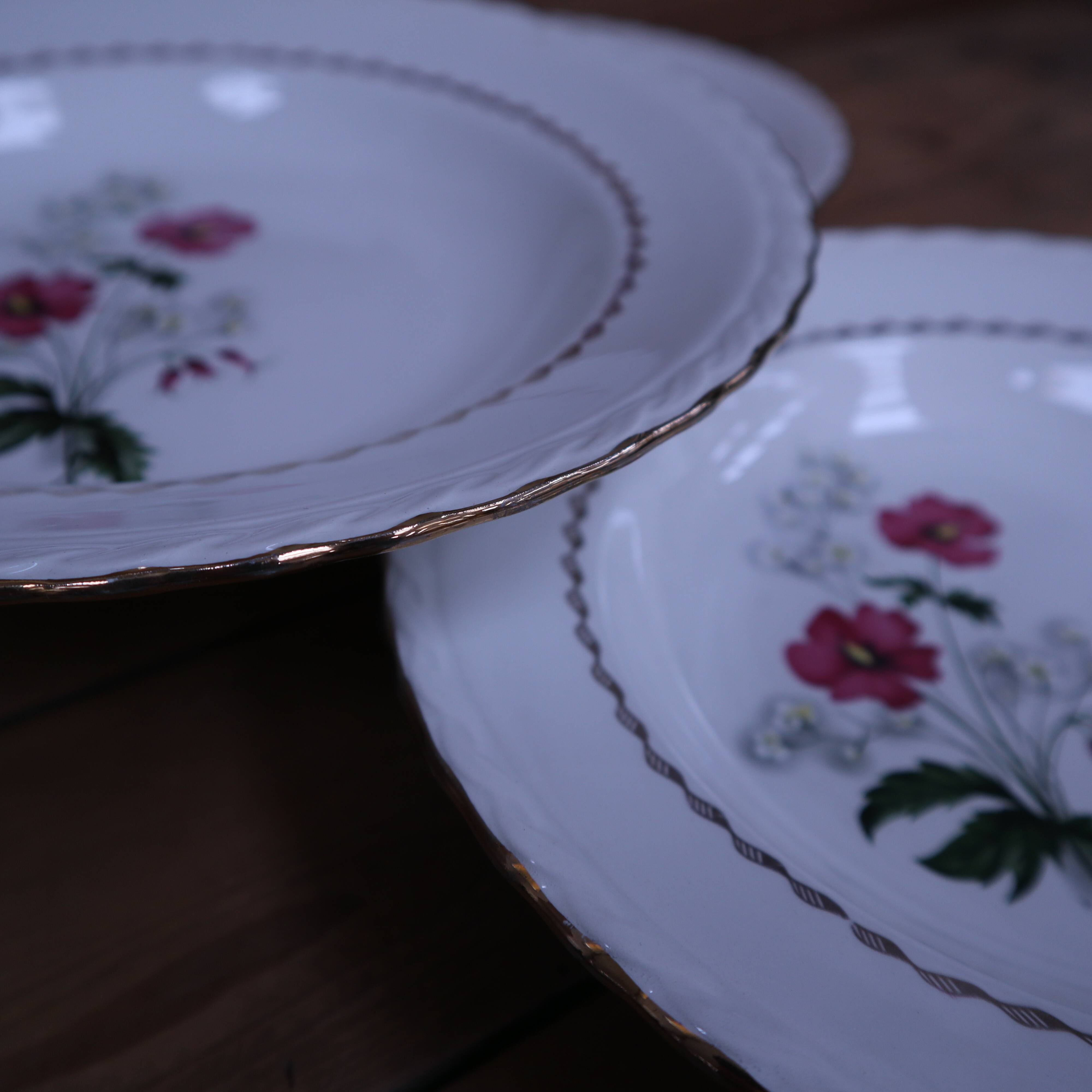 6 deep plates in earthenware l'Amandinoise with floral decoration.
