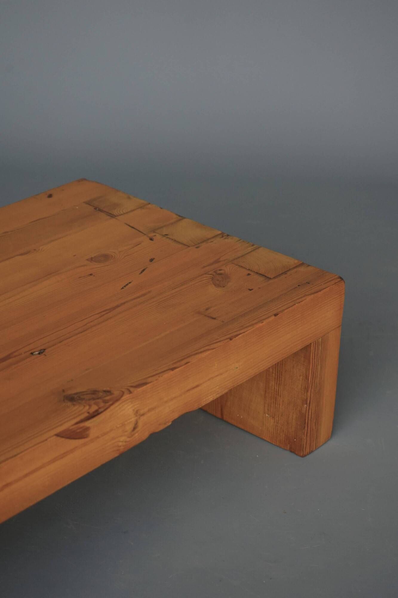 Low Pine Coffee Table in the style of Charlotte Perriand, 1960s