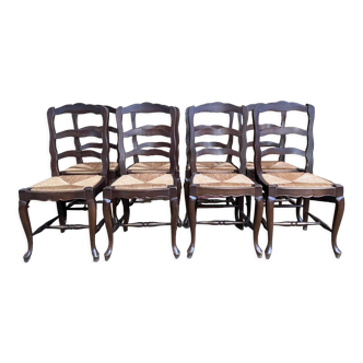 Suite de 8 chaises paillées rustiques à entrecroise