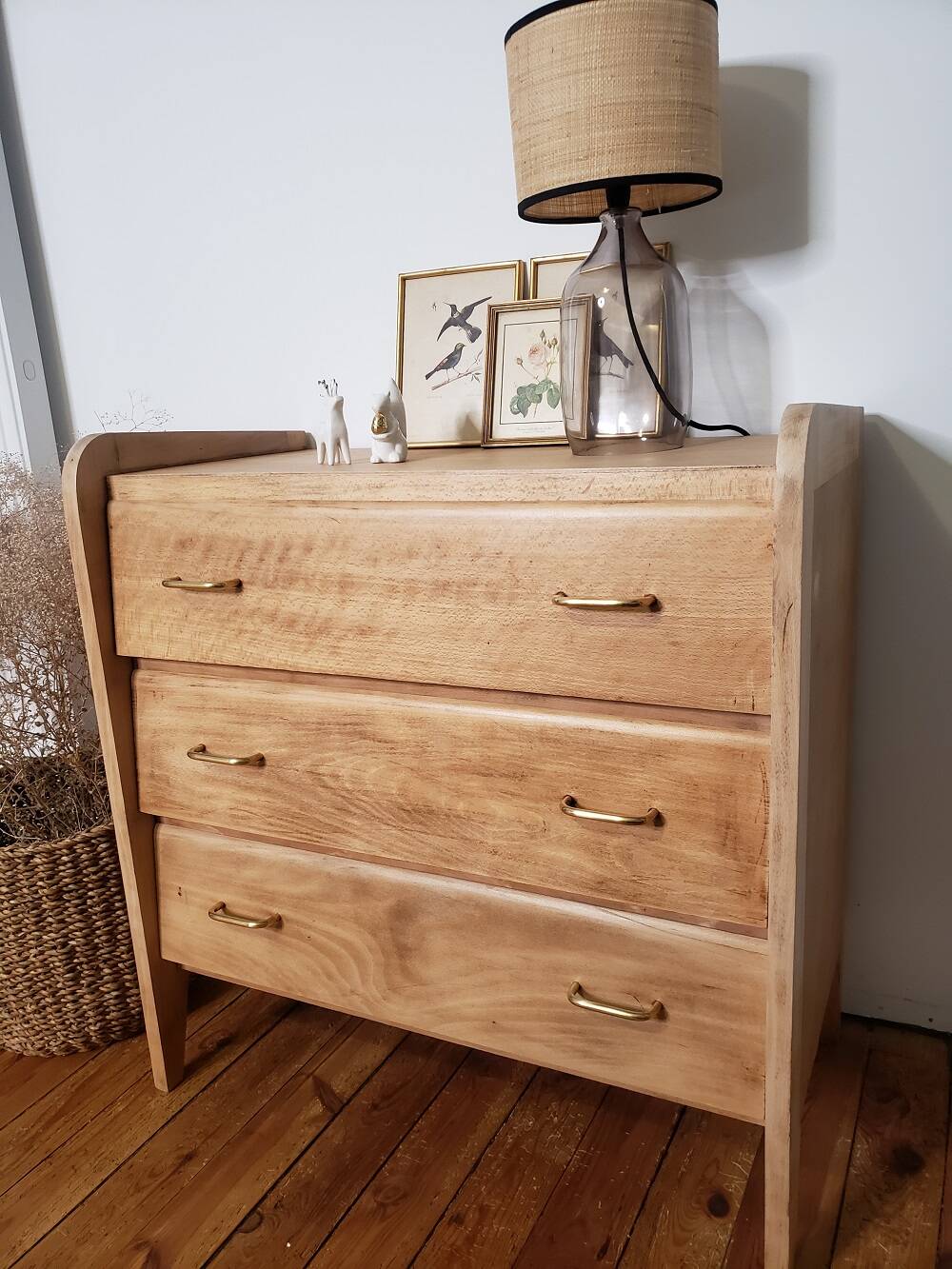 vintage chest of drawers